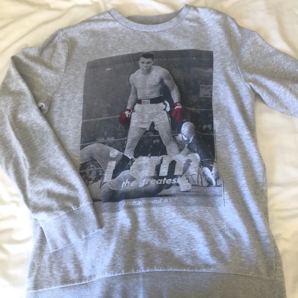 H&M Muhammad Ali Crewneck Sweater Sz M